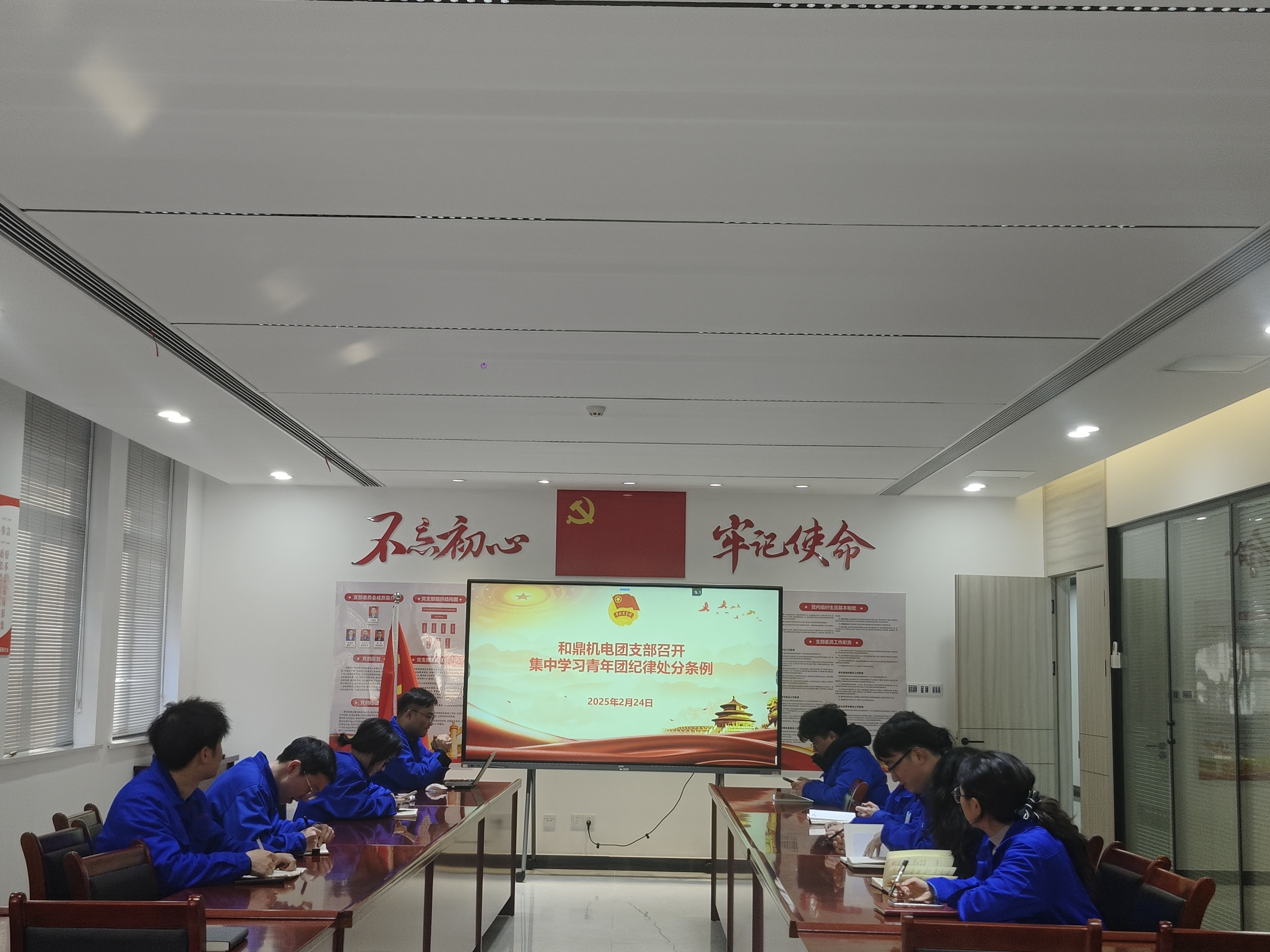 91f4a1f96b44e3db00236df5fc59a24(1).jpg 91f4a1f96b44e3db00236df5fc59a24(1).jpg